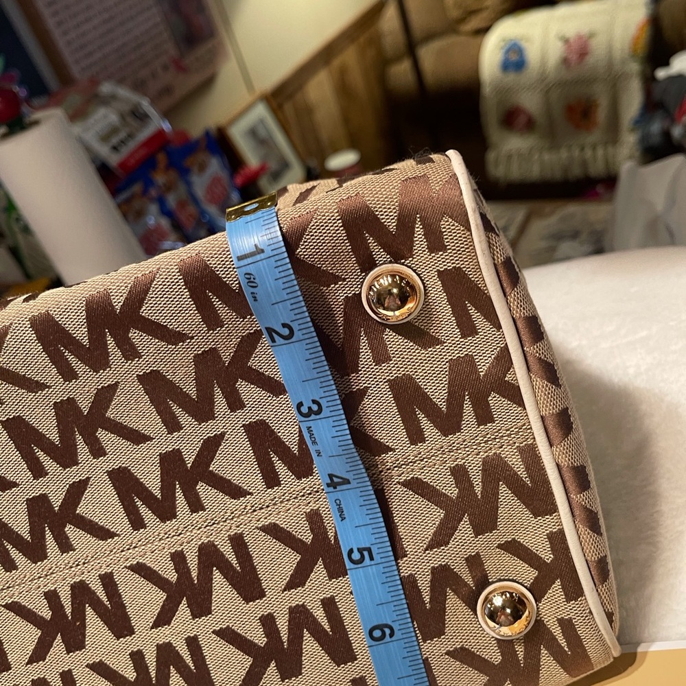 💛Michael Kors Signature “Grayson” NWOT - Picture 8 of 16